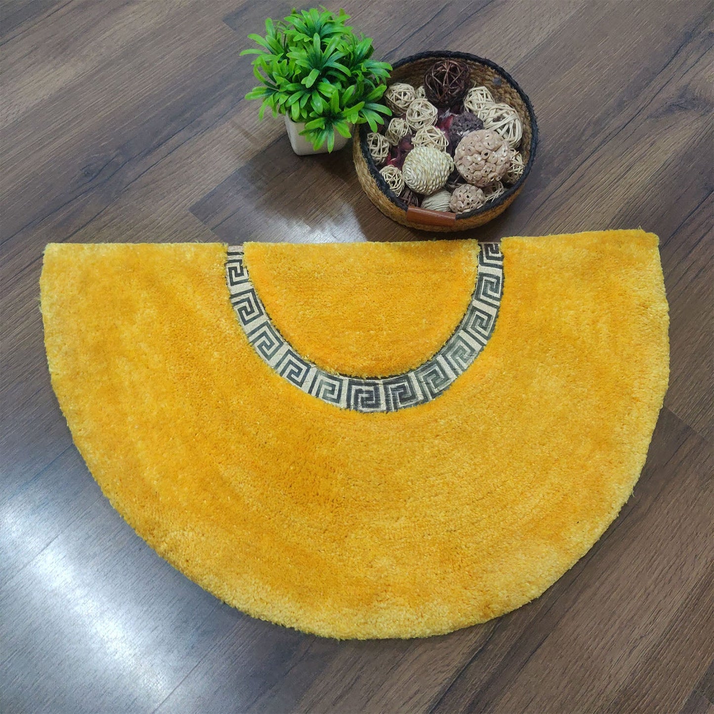 Avioni Divine Collection | Luxury Golden/Silver Touch Yellow Tufted Rug| 25mm Thick | Beautiful-D Shaped Soft And Plush Handmade Door Mats / BathMats -45x75 cms