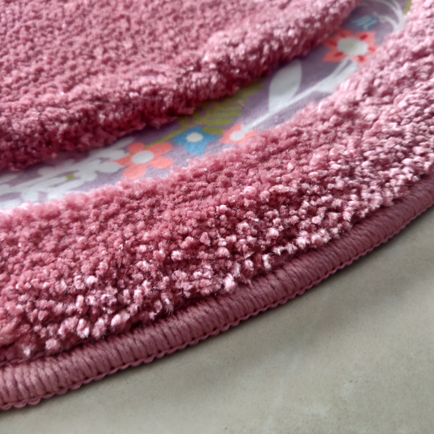Avioni Home| Zengrove Floormat Collection | Soft Shaggy Oval Shape Floor mat /Door Mat | Wine Pink | Fluffy & 10mm Thick Mat | 40 x 60 CM
