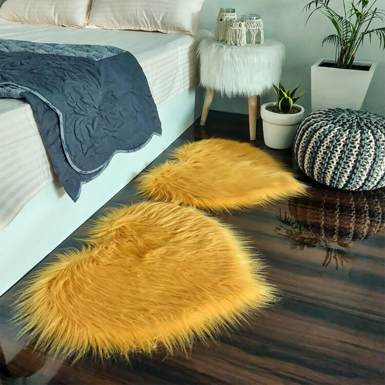 Shaggy Carpet – Heart Shaped Rug – Premium Long Faux Fur – 75 cm Heart Shape – Avioni Carpets- Brown Colour (1+1- set of 2 )