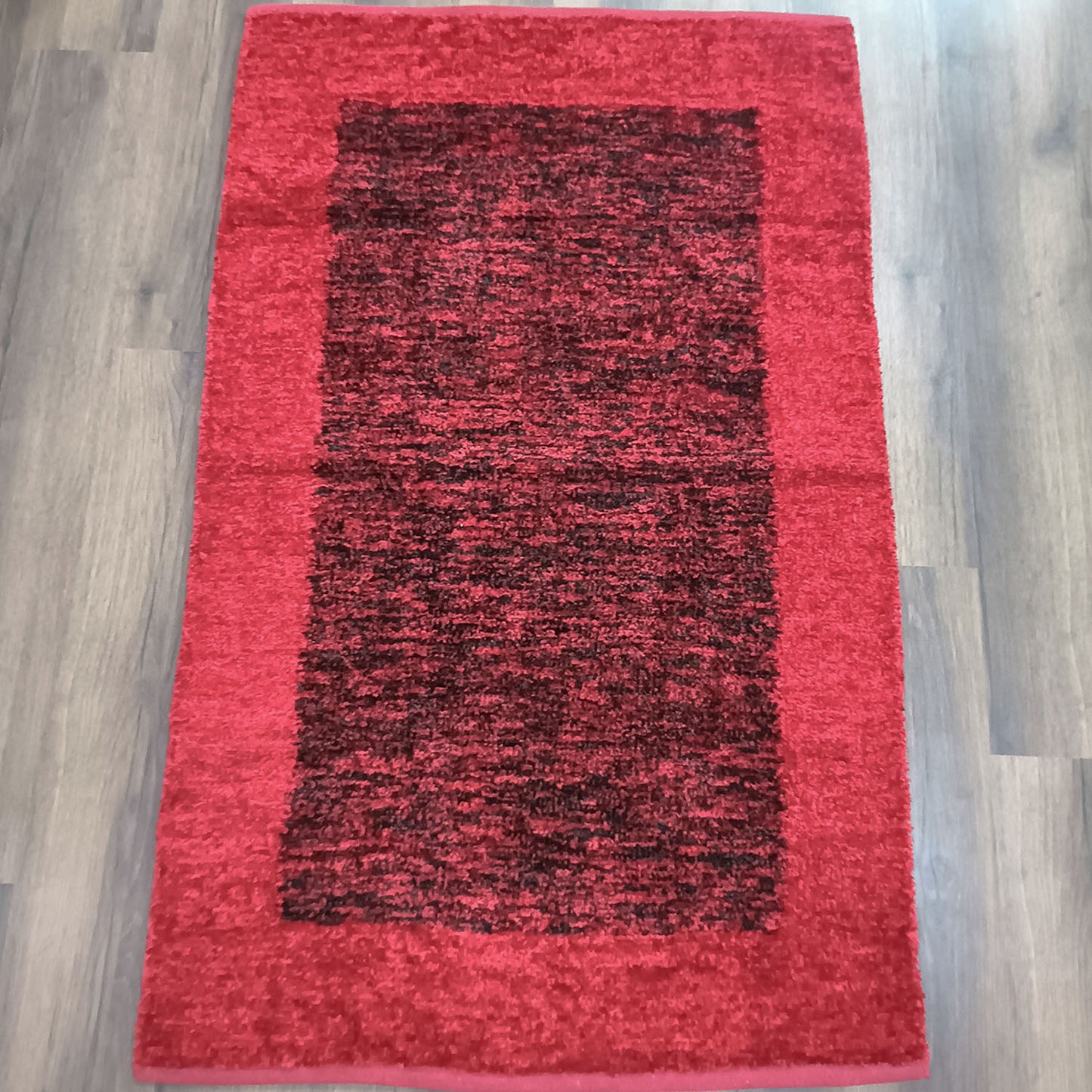 Avioni Handloom Cut Shuttle Rugs by Master Artisans | Feather like Luxurious Silk Soft Touch | Home Washable | Red and Black | Reversible