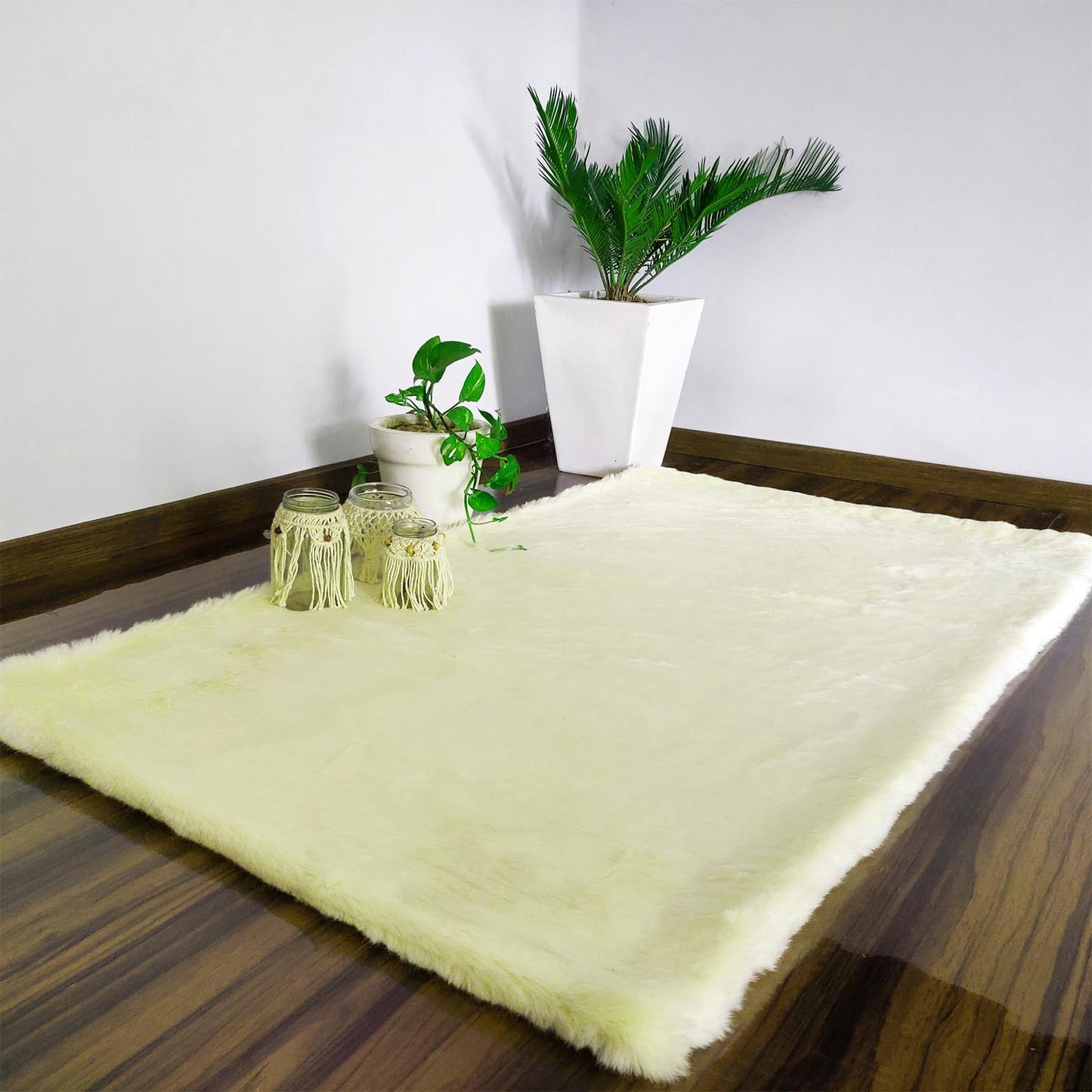 Soft Shaggy Premium Super Soft Faux FurLuxury Rugs – Cream – Avioni Carpets