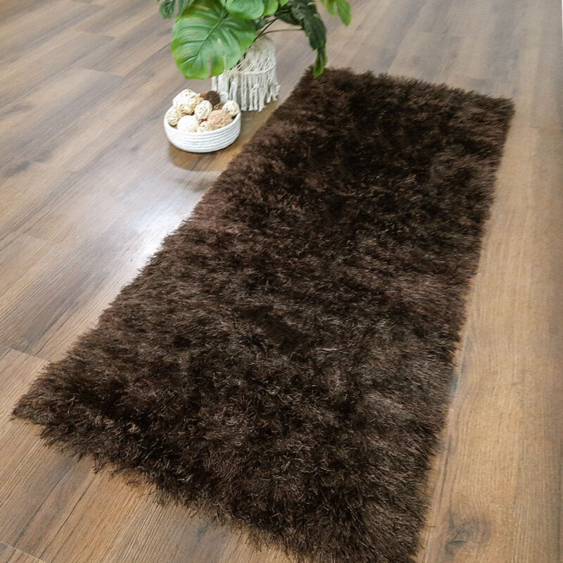 Avioni Handloom Brown Fur Premium Bedside Carpet – 55cm x 137cm (~22″ x 55″)