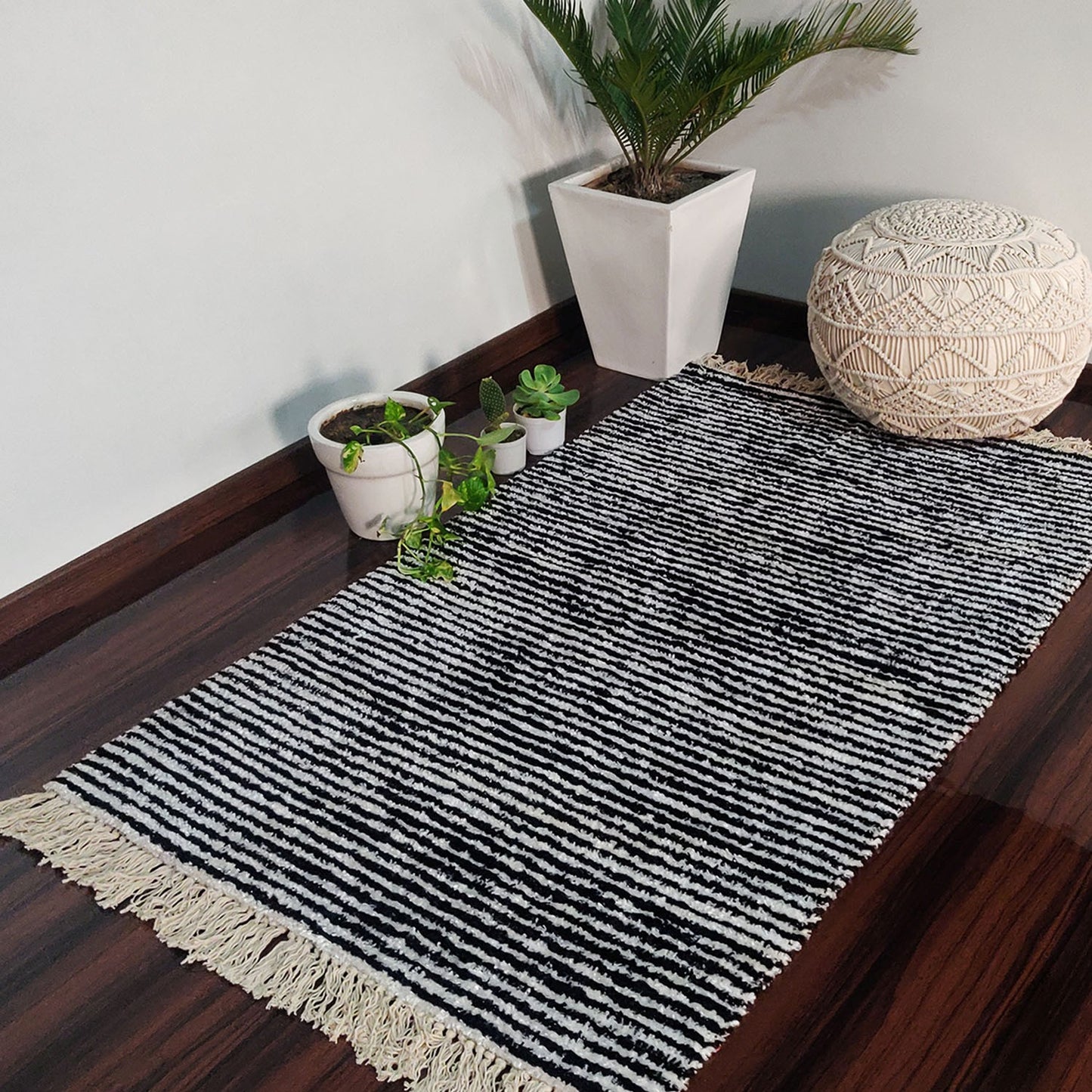 Value Deal-Avioni Carpet For Living Room Lux Collection- Modern Black And White