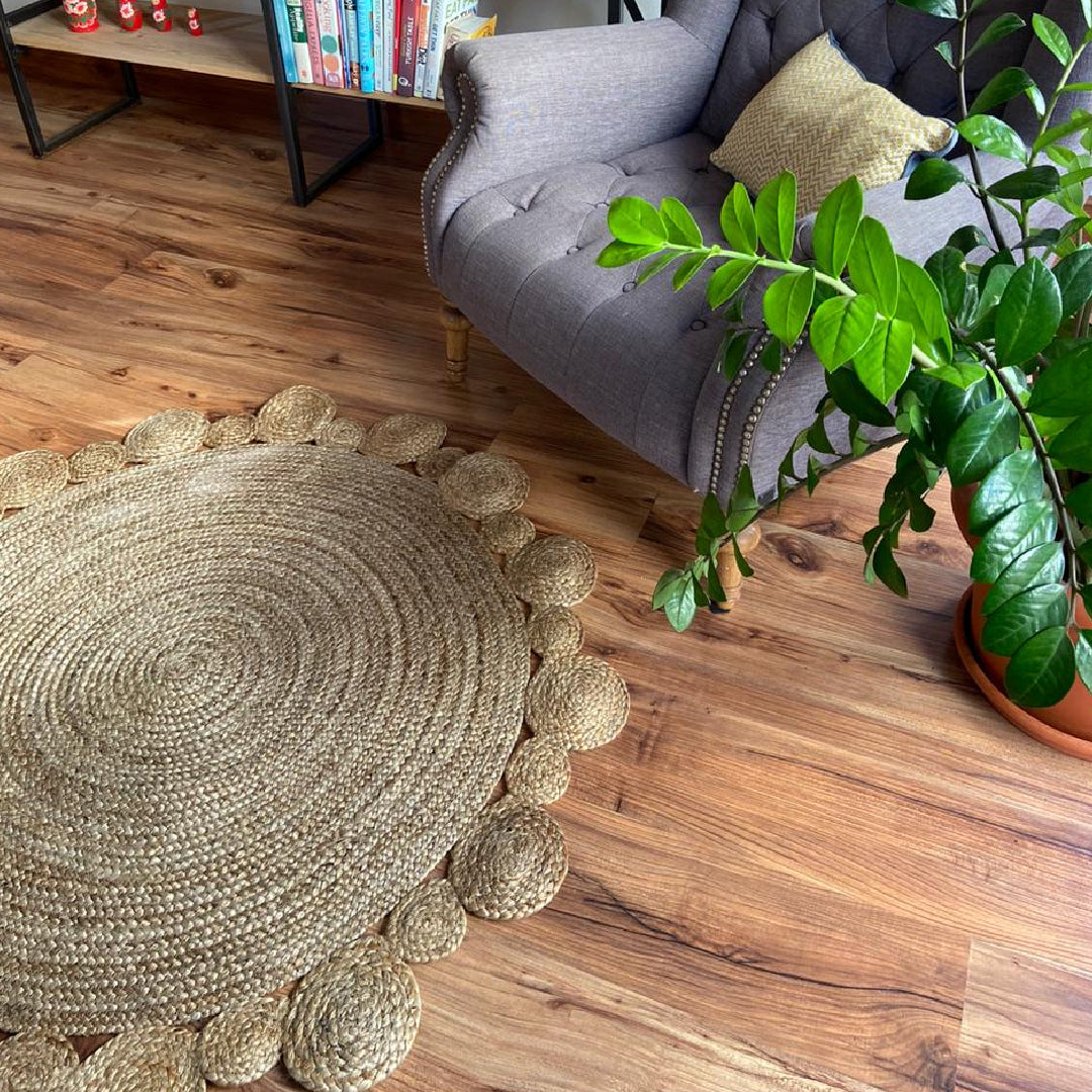 Avioni Home Eco Collection – Handwoven Braided Jute Round Carpet with Small Circle Borders