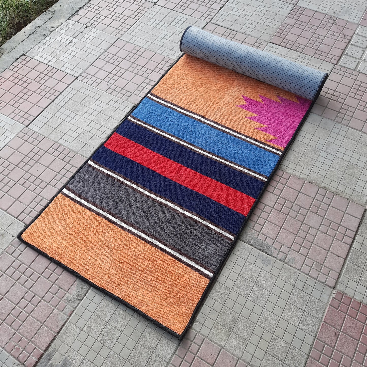 Avioni Luxury Soft Premium 100% Chenille Multi Color Yoga Mat 60cm x 180cm (~2×6Feet)