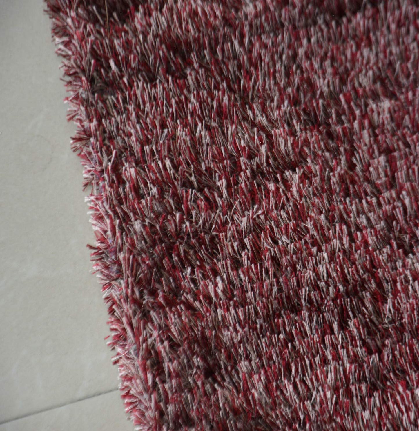 Flurry Yarn Fur Dhurrie For Living Room|Red With White Shade|By Avioni| 90cm x 150cm (~3×5 Feet)