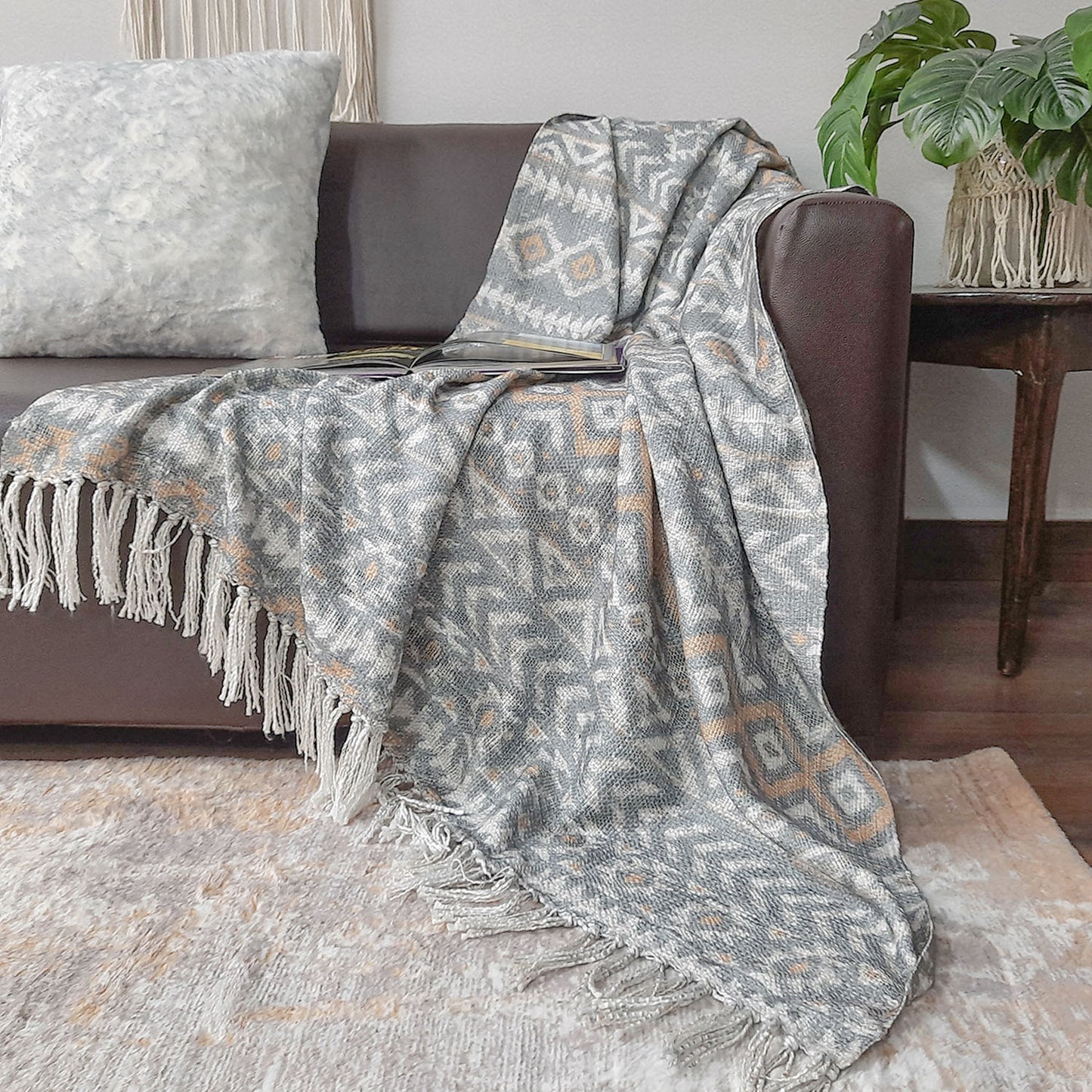 Avioni Beautiful Soft Sofa Throw | Boho Inspired Design Virgin Premium Polyester Slub Handloom Sofa Throw