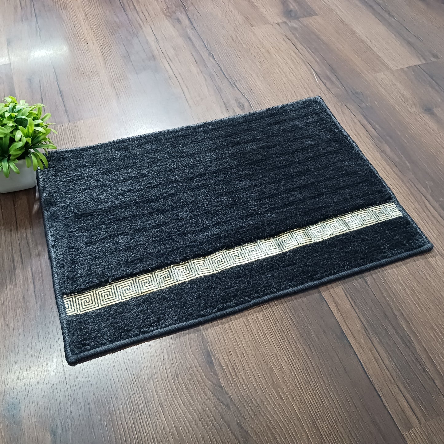 Avioni Desire Collection | Luxury Golden TouchBlack Gold Line Floor Mat |  Soft And Plush Handmade Door Mats / BathMats -40x60 cms