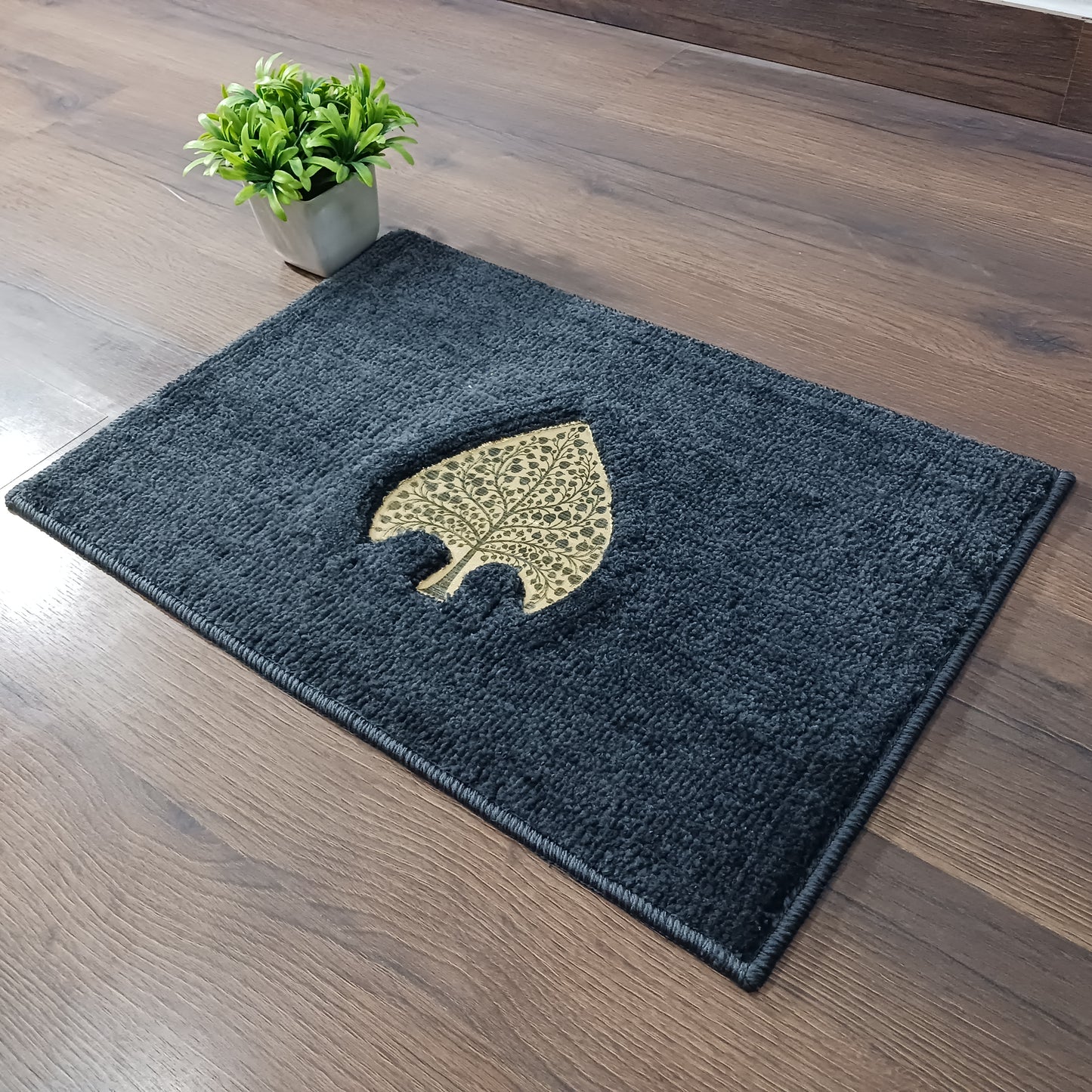 Avioni Desire Collection | Luxury Golden Touch Black FamilyTree Floor Mat |  Soft And Plush Handmade Door Mats / BathMats -40x60 cms